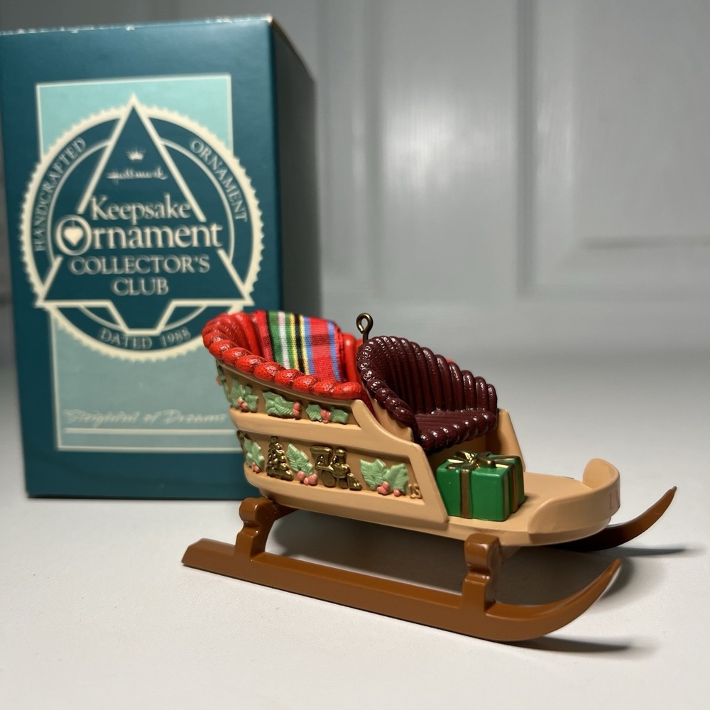 Hallmark Ornament 1988 Sleighful Of Dreams Collector's‎ Club Ornament Sleigh